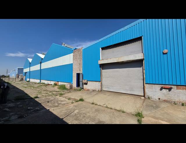 4,000M² FACTORY TO LET IN LILIANTON